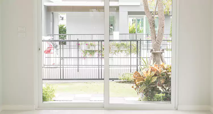 Balcony Screen Door Repair in Palm Bay, FL