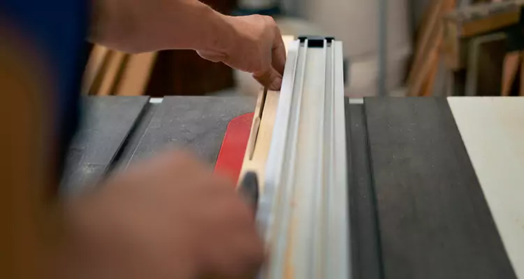 Bifold Door Seal Repair in Palm Bay, FL