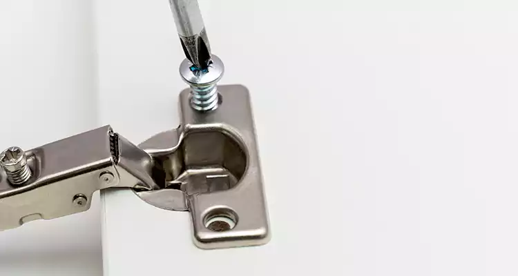 Screen Door Hinge Repair in Palm Bay, FL