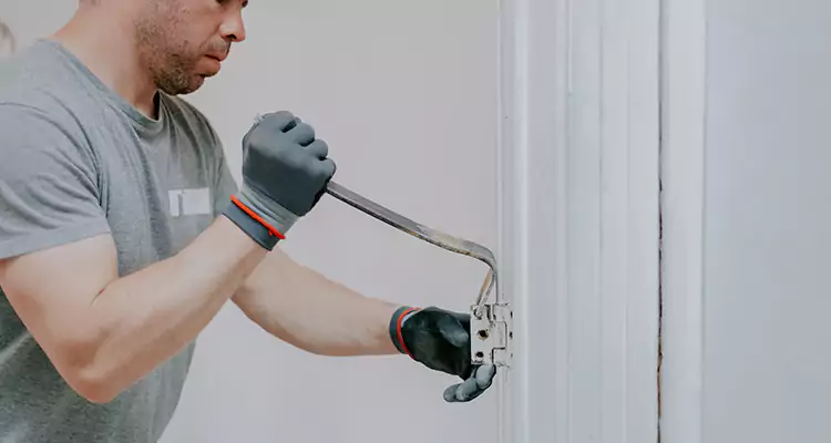 Cracked Door Jamb Repair in Palm Bay, FL