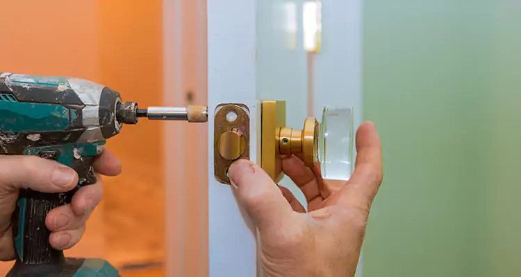 Broken Door Knob Fix in Palm Bay, FL