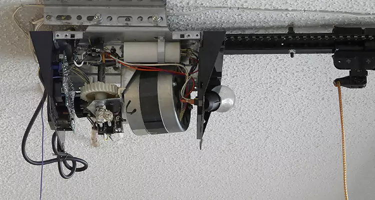 Emergency Garage Door Opener Repair in Palm Bay, FL