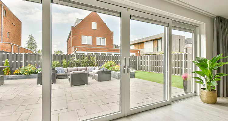 Best Sliding Screen Door Replacement Company in Palm Bay, FL