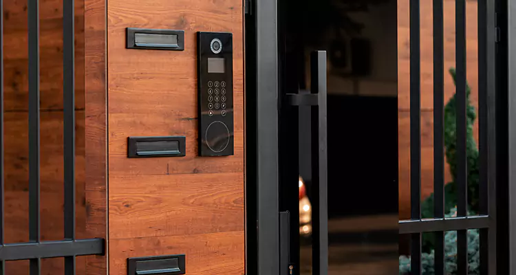 Automatic Door Maintenance in Palm Bay, FL