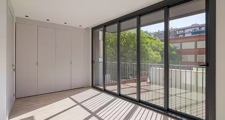 Fix Sliding Screen Door Track in Palm Bay, FL